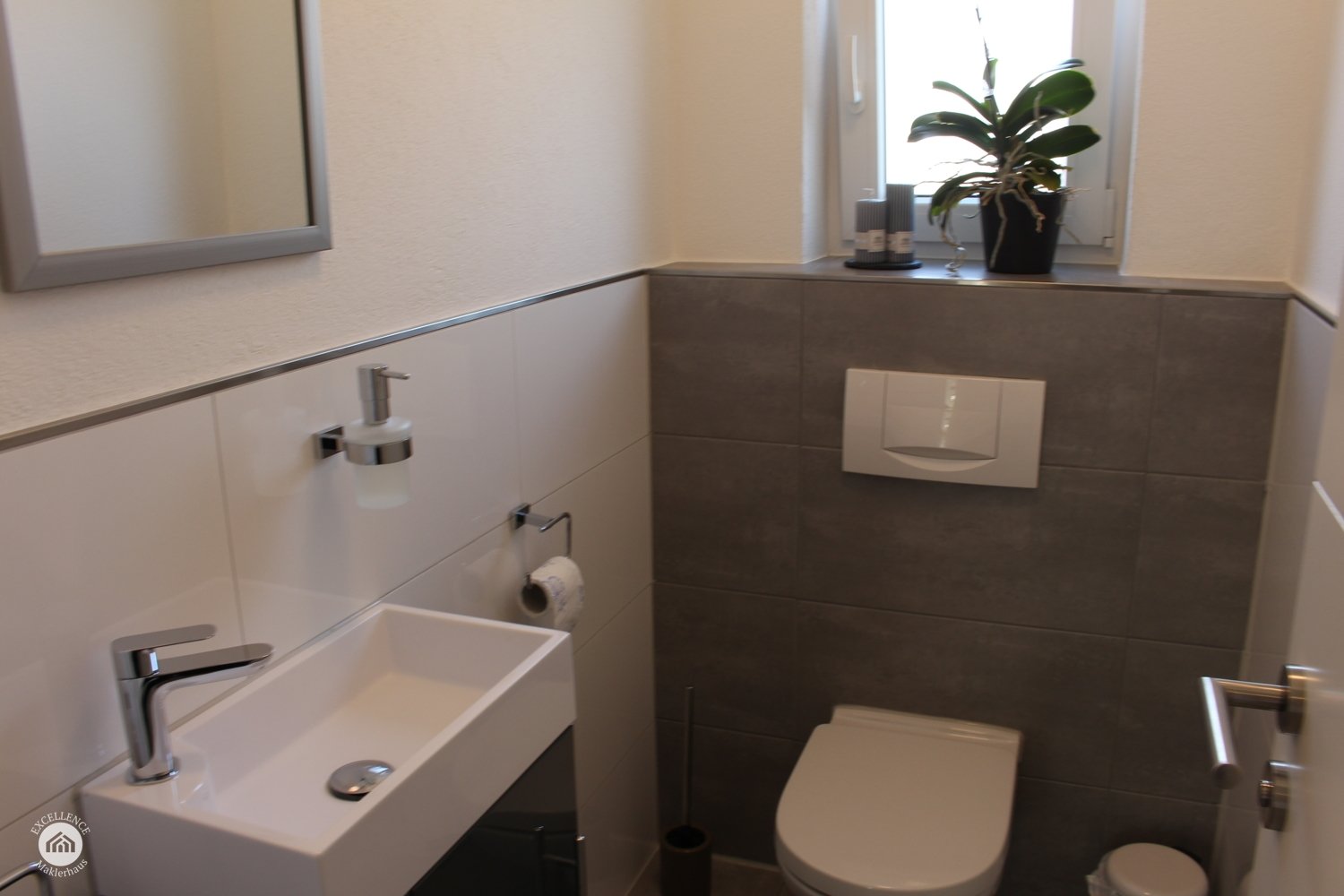 Immobilienangebot - Leipheim - Alle - Wunderschöne Dreizimmerwohnung mit Balkon, Garage - hochwertig renoviert