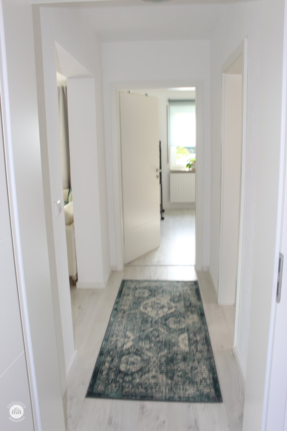 Immobilienangebot - Leipheim - Alle - Wunderschöne Dreizimmerwohnung mit Balkon, Garage - hochwertig renoviert