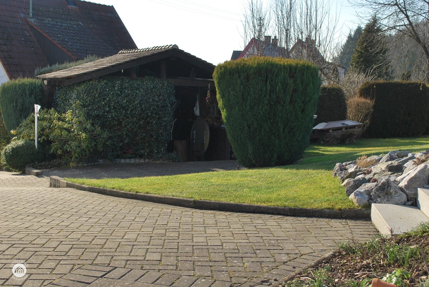 Immobilienangebot - Bibertal / Bühl - Alle - reizendes Einfamilienhaus mit Doppelgarage und großem Garten