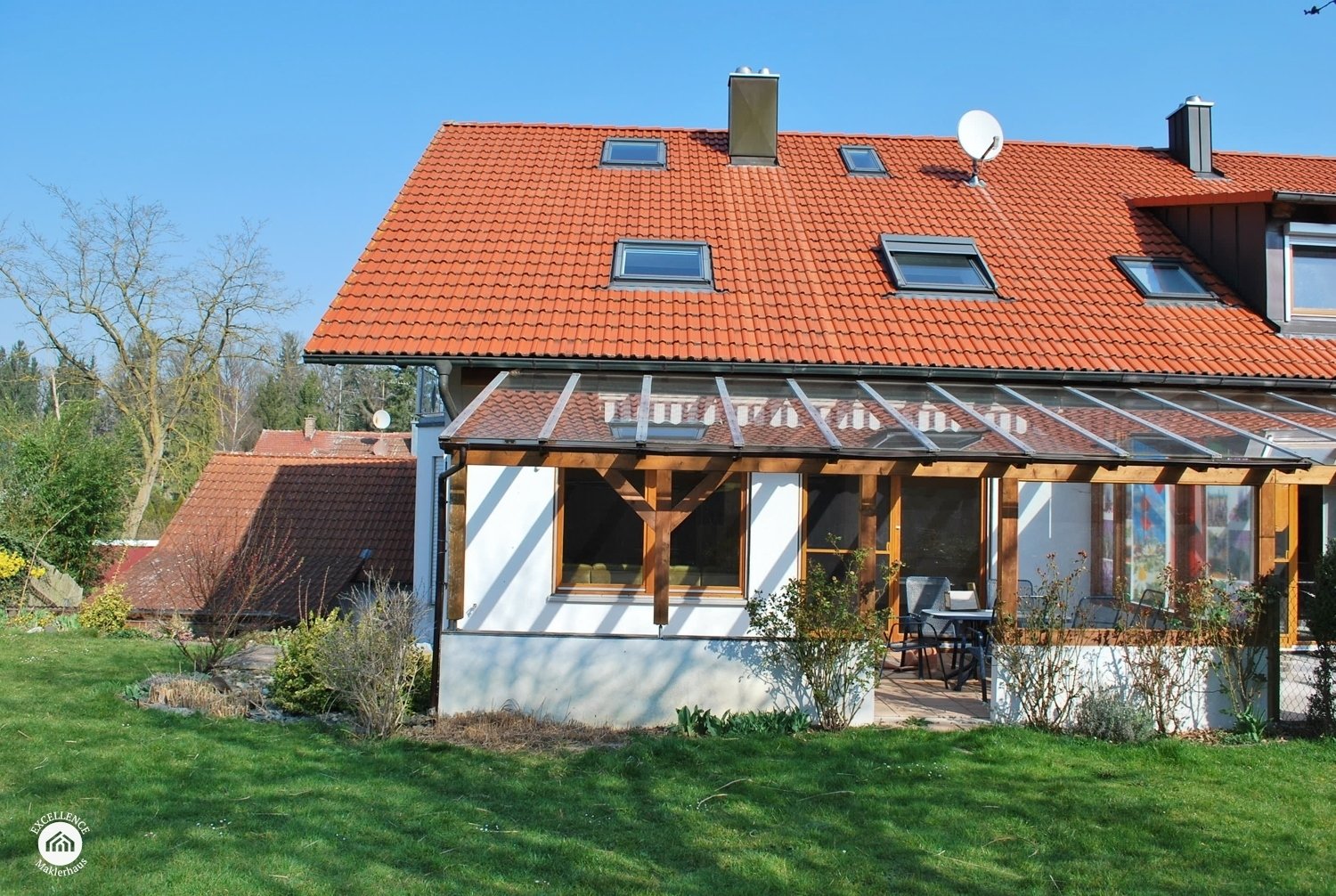 Immobilienangebot - Bibertal / Bühl - Alle - wunderschönes Reihenendhaus mit Doppelgarage und tollem Garten in ruhiger Lage von Bühl