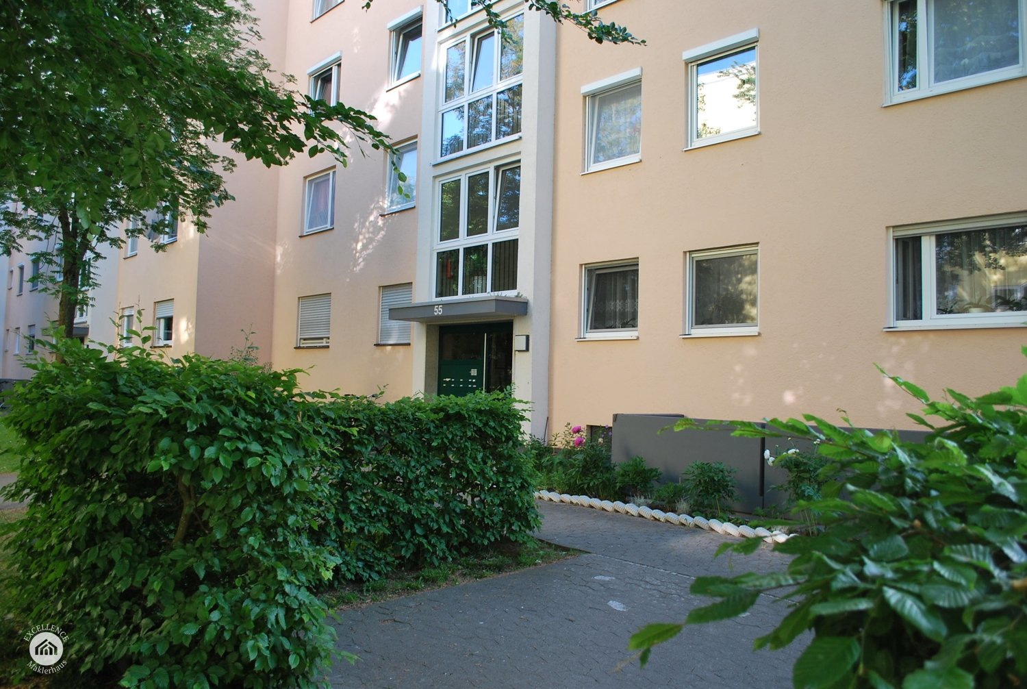 Immobilienangebot - Günzburg - Alle - wunderbare Kapitalanlage - 3-Zimmer-Wohnung mit Balkon und Stellplatz