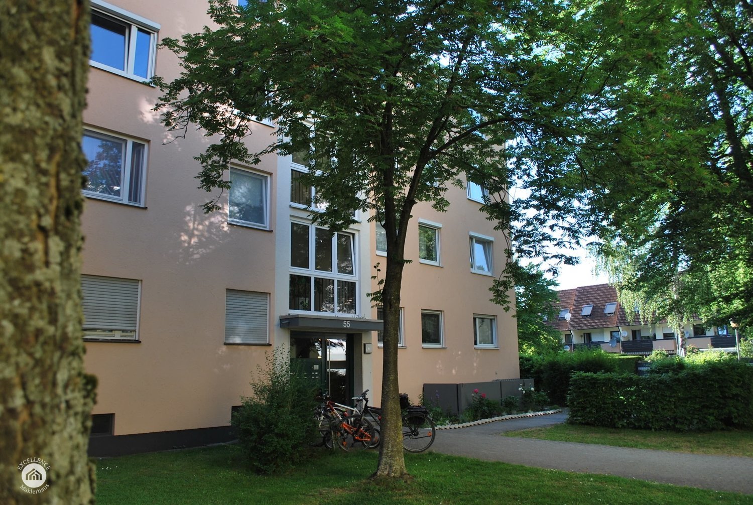 Immobilienangebot - Günzburg - Alle - wunderbare Kapitalanlage - 3-Zimmer-Wohnung mit Balkon und Stellplatz