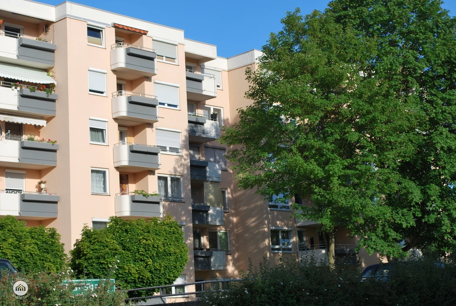 Immobilienangebot - Günzburg - Alle - wunderbare Kapitalanlage - 3-Zimmer-Wohnung mit Balkon und Stellplatz