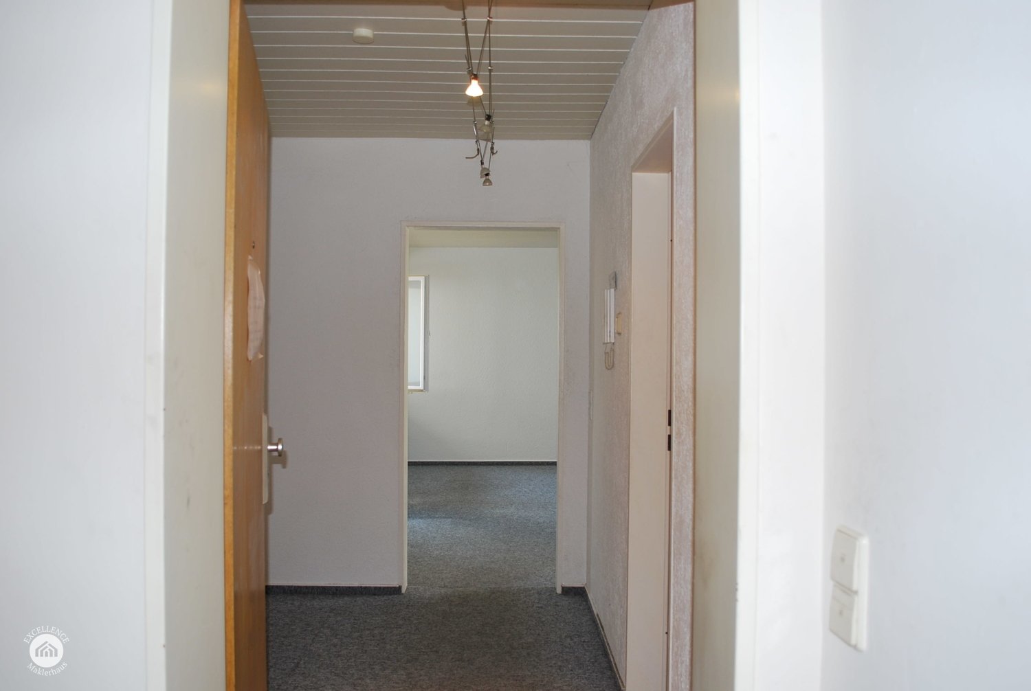 Immobilienangebot - Neu-Ulm / Pfuhl - Alle - 1-Zimmer-Wohnung in Pfuhl - ideal für Singles, Studenten oder als Kapitalanlage