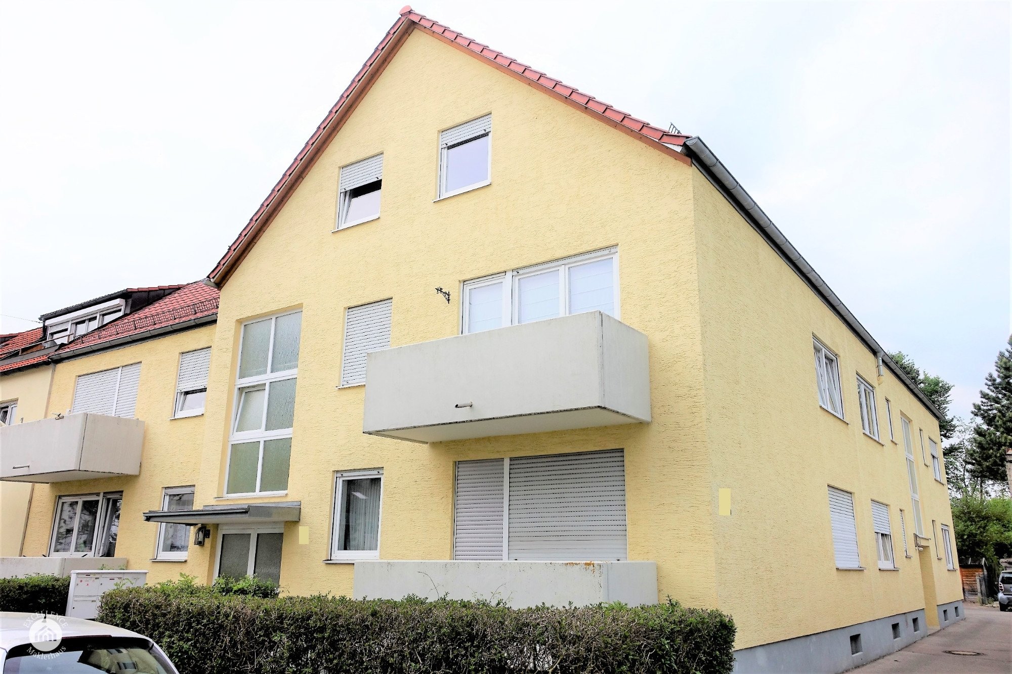 Immobilienangebot - Augsburg / Hochzoll-Süd - Alle - *Schöner Wohnen* 2 Zimmer Wohnung mit Balkon in Top Lage nahe Kuhsee und Autobahn A 8