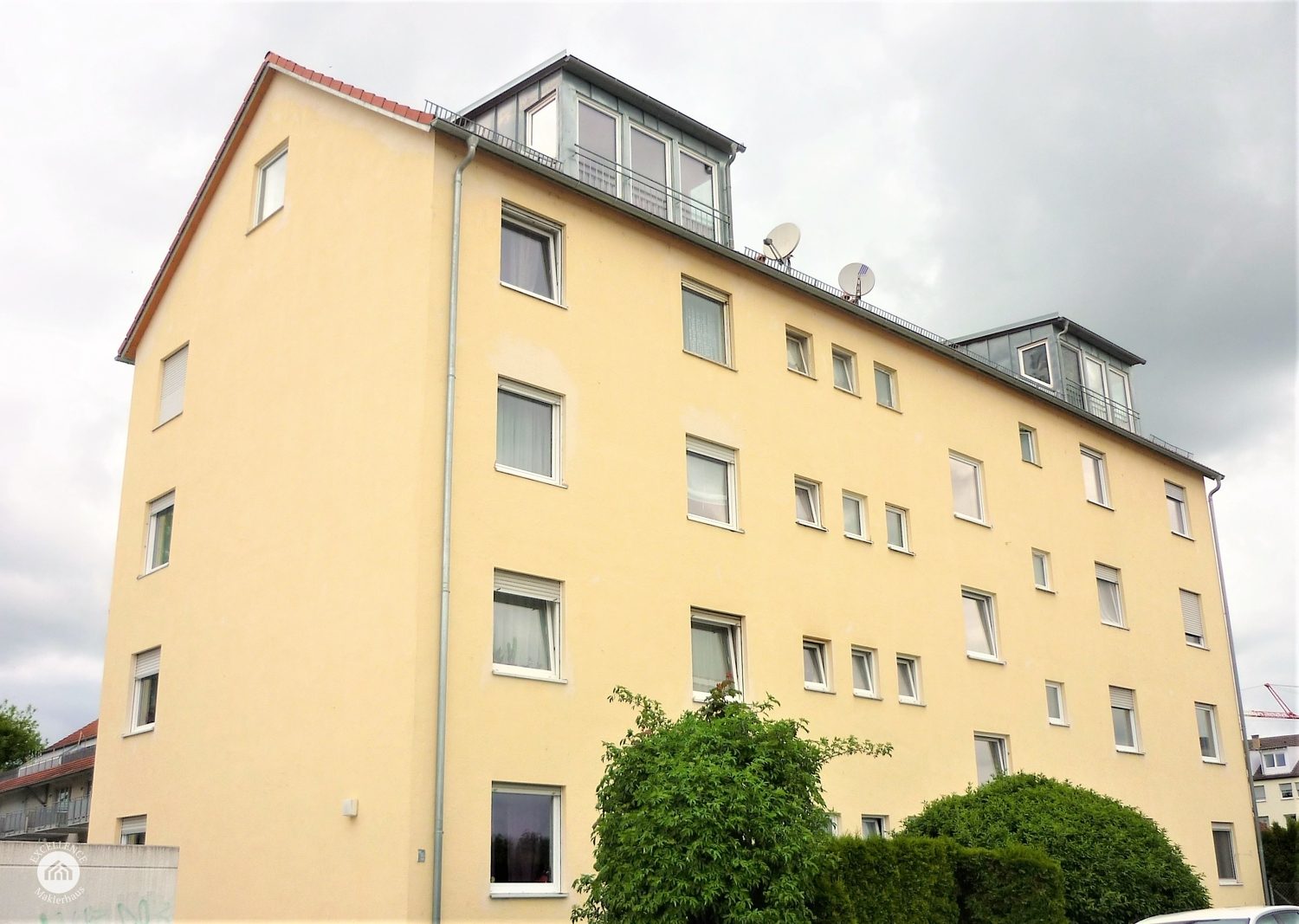 Immobilienangebot - Augsburg / Oberhausen - Alle - Großzügige 3 Zimmer Wohnung nahe den Wertach-Auen sucht Investor mit Weitblick oder zum Eigenbezug