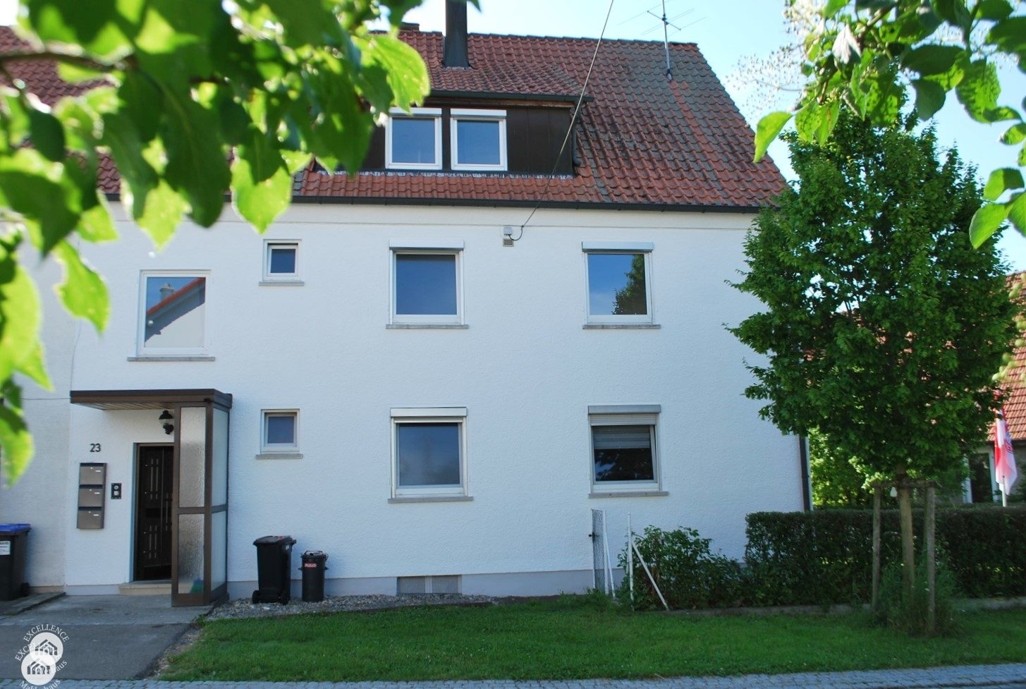 Immobilienangebot - Ulm / Harthausen - Alle - liebevoll renoviertes Mehrfamilienhaus mit Garten und Garage - direkt neben Ulm-Söflingen
