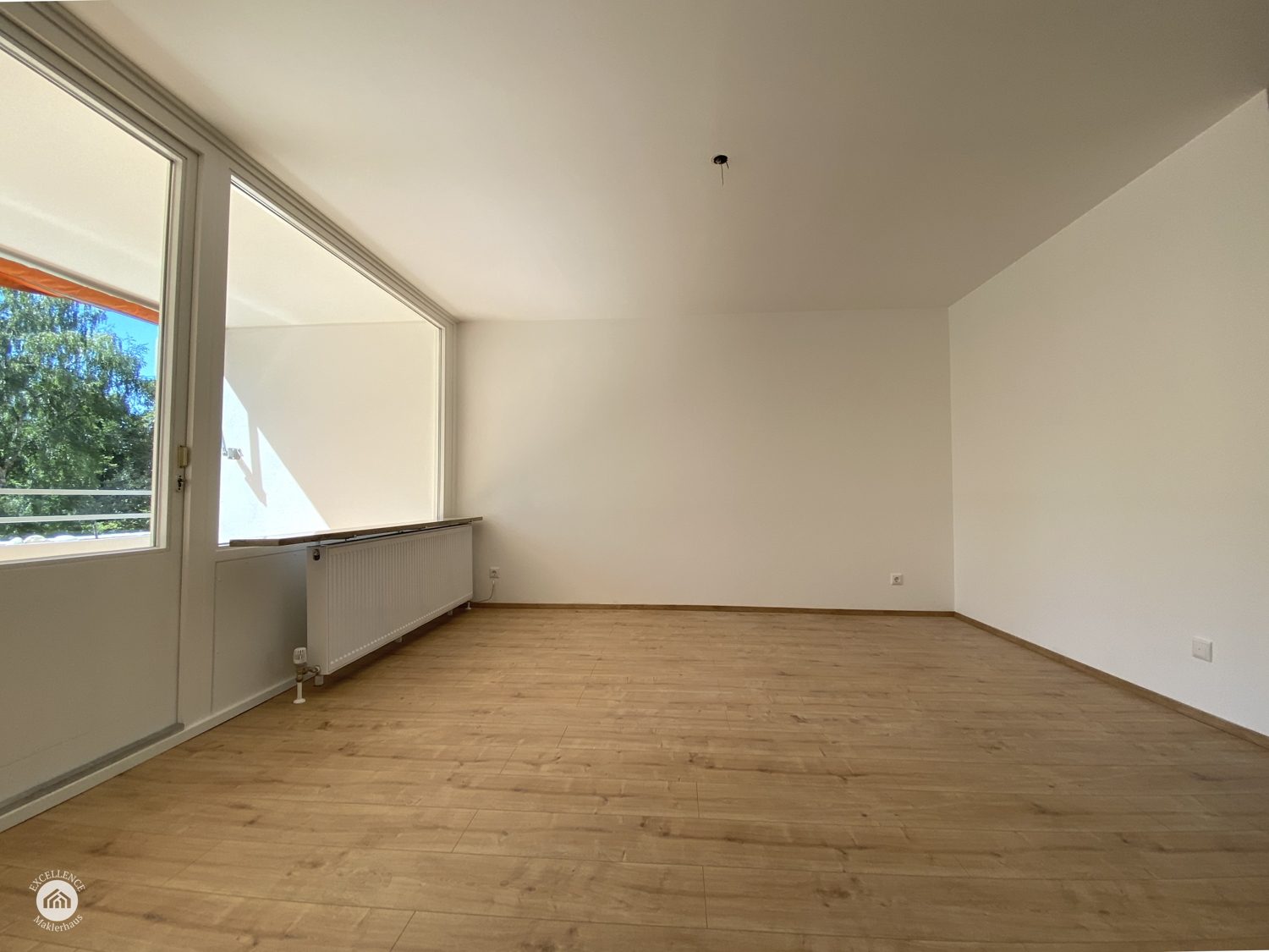 Immobilienangebot - Ulm - Alle - Käuferprovisionsfrei - Renovierte Dreizimmerwohnung in Ulm-Wiblingen