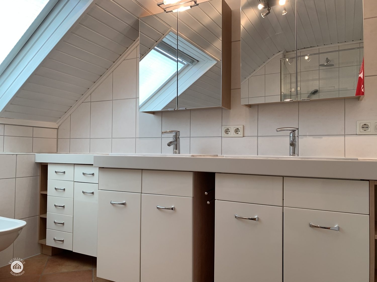 Immobilienangebot - Pfaffenhofen an der Roth - Alle - Freistehendes Einfamilienhaus - 138 m² - Grundstück 473 m².  TOP LAGE! Käuferprovisionsfrei!