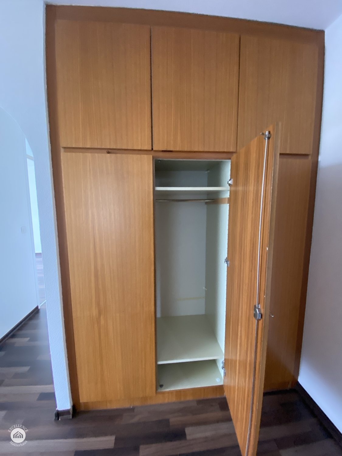 Immobilienangebot - Neu-Ulm - Alle - Willkommen in Ihrem neuen Investment! Dreizimmerwohnung mit drei Balkonen.