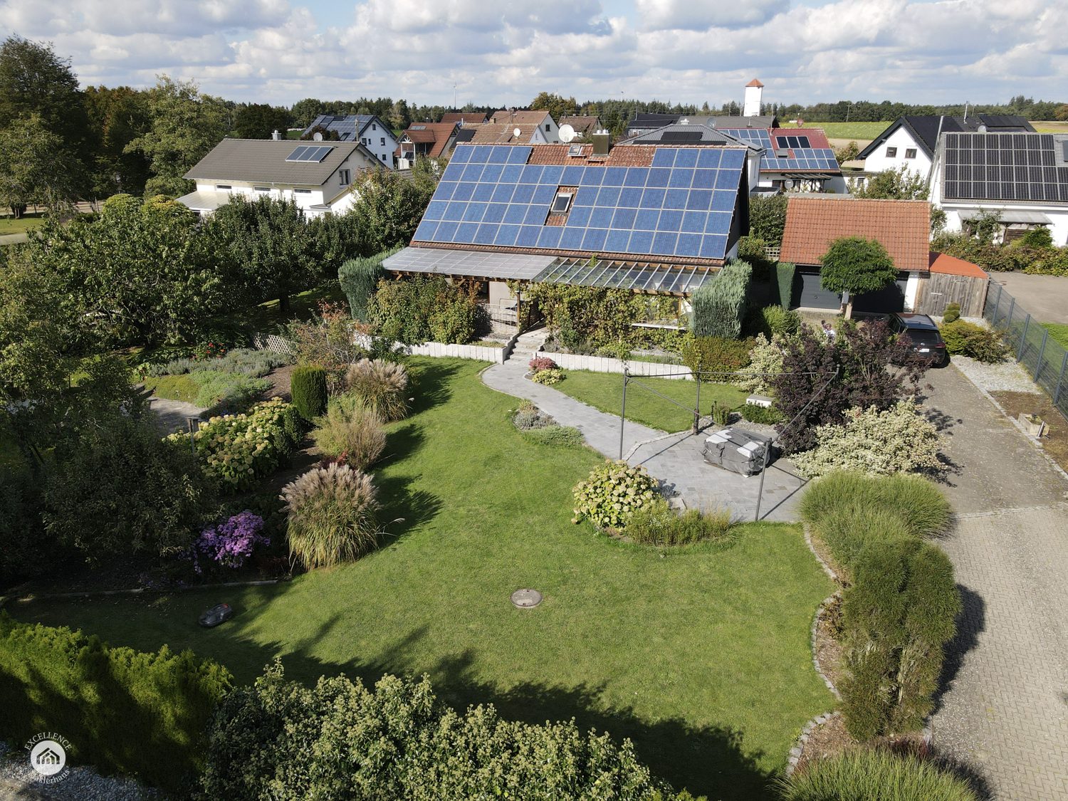 Immobilienangebot - Jagstzell / Dankoltsweiler - Alle - SCHÖNES EINFAMILIENHAUS MIT EINLIEGERWOHNUNG auf 1230 m² Grund