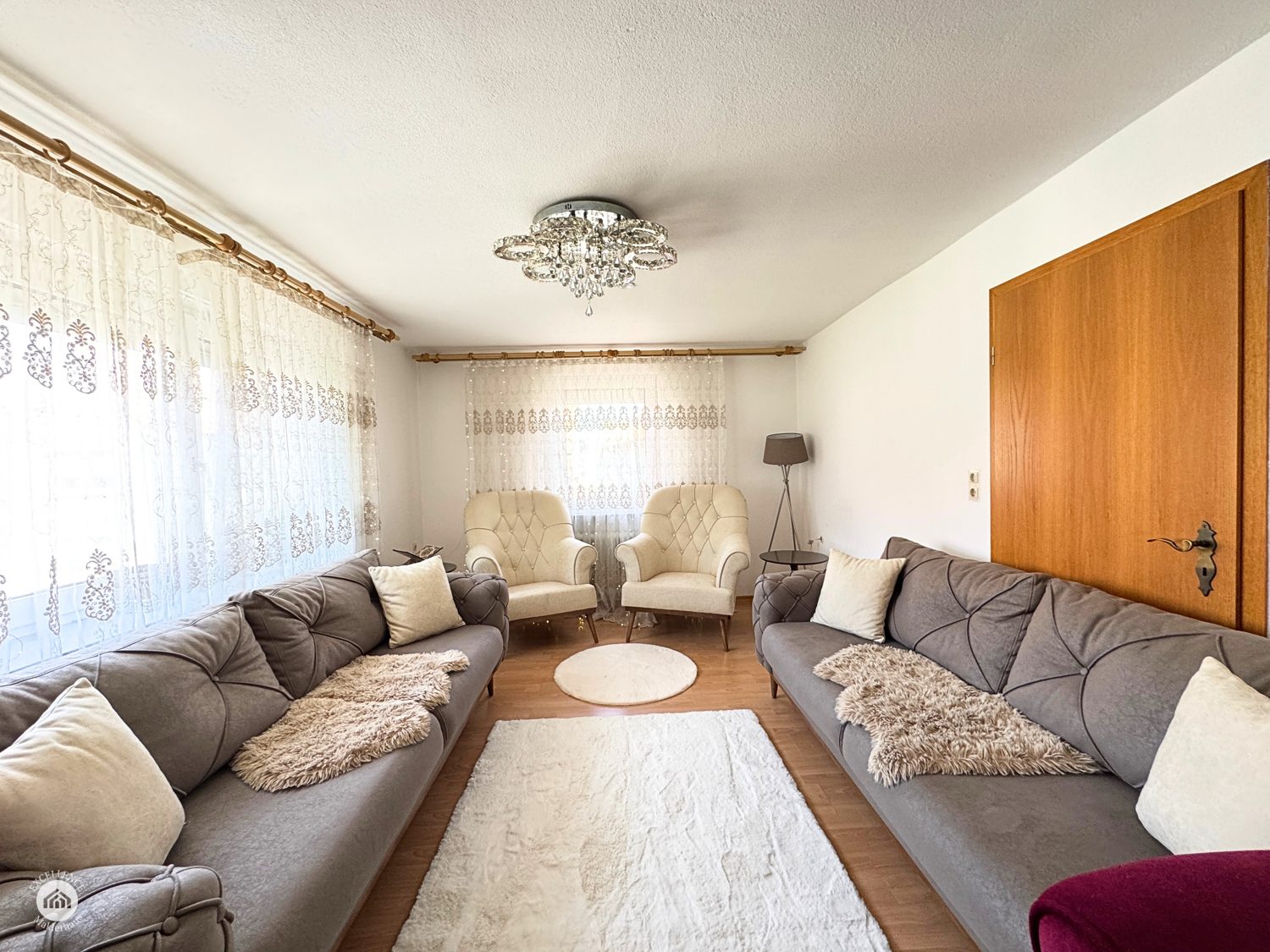 Immobilienangebot - Sontheim an der Brenz - Alle - RAUM FÜR FAMILIE UND GEWERBE - Ihr neues Zuhause mit reichlich Möglichkeiten