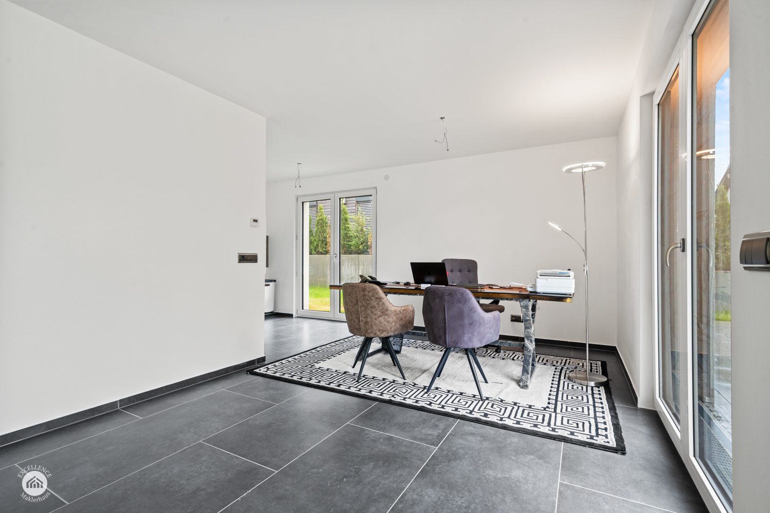 Immobilienangebot - Gerstetten - Alle - HOFWINKEL - 3,5-Zimmer-Wohnung mit Wintergarten/Terrasse