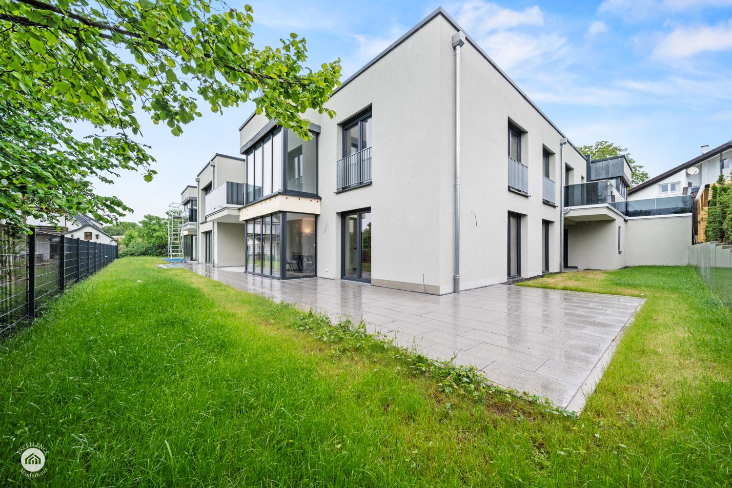 Immobilienangebot - Gerstetten - Alle - HOFWINKEL - 3,5-Zimmer-Wohnung mit Wintergarten/Terrasse