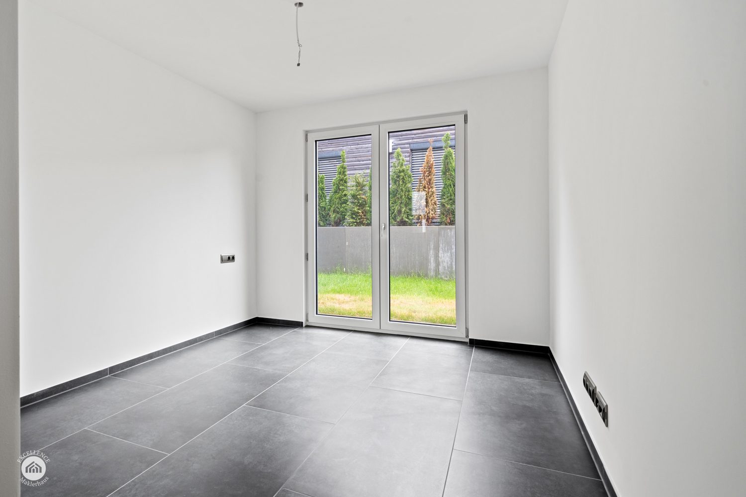 Immobilienangebot - Gerstetten - Alle - HOFWINKEL - 3,5-Zimmer-Wohnung mit Wintergarten/Terrasse