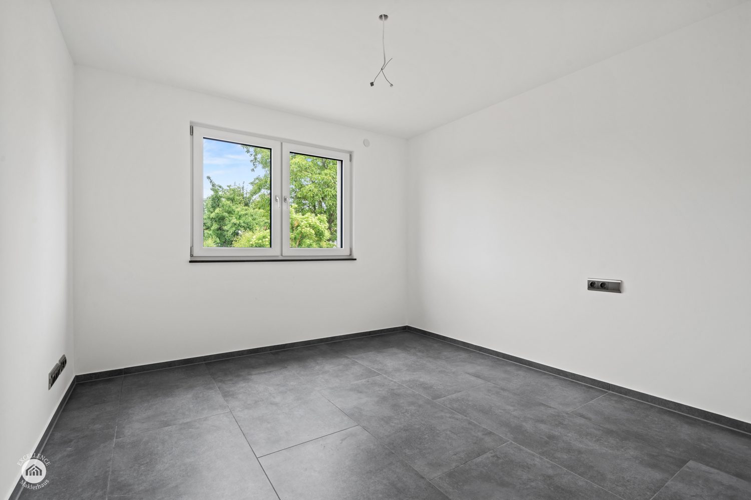 Immobilienangebot - Gerstetten - Alle - EICHENWINKEL - 4,5-Zimmer-Wohnung im Obergeschoss mit Balkon