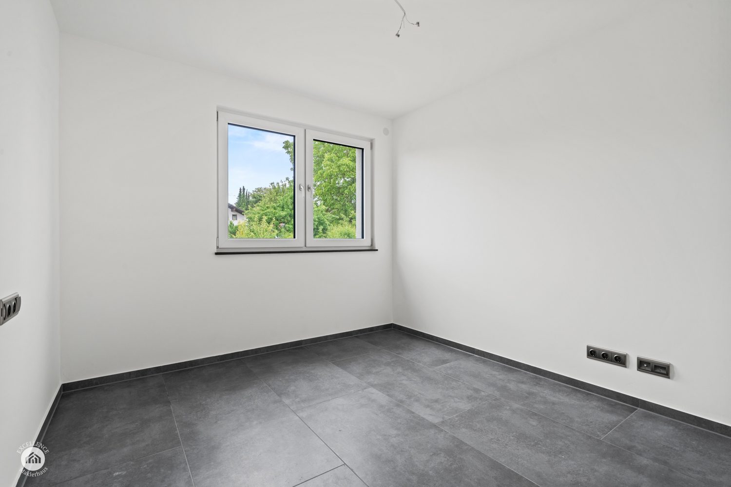 Immobilienangebot - Gerstetten - Alle - EICHENWINKEL - 4,5-Zimmer-Wohnung im Obergeschoss mit Balkon