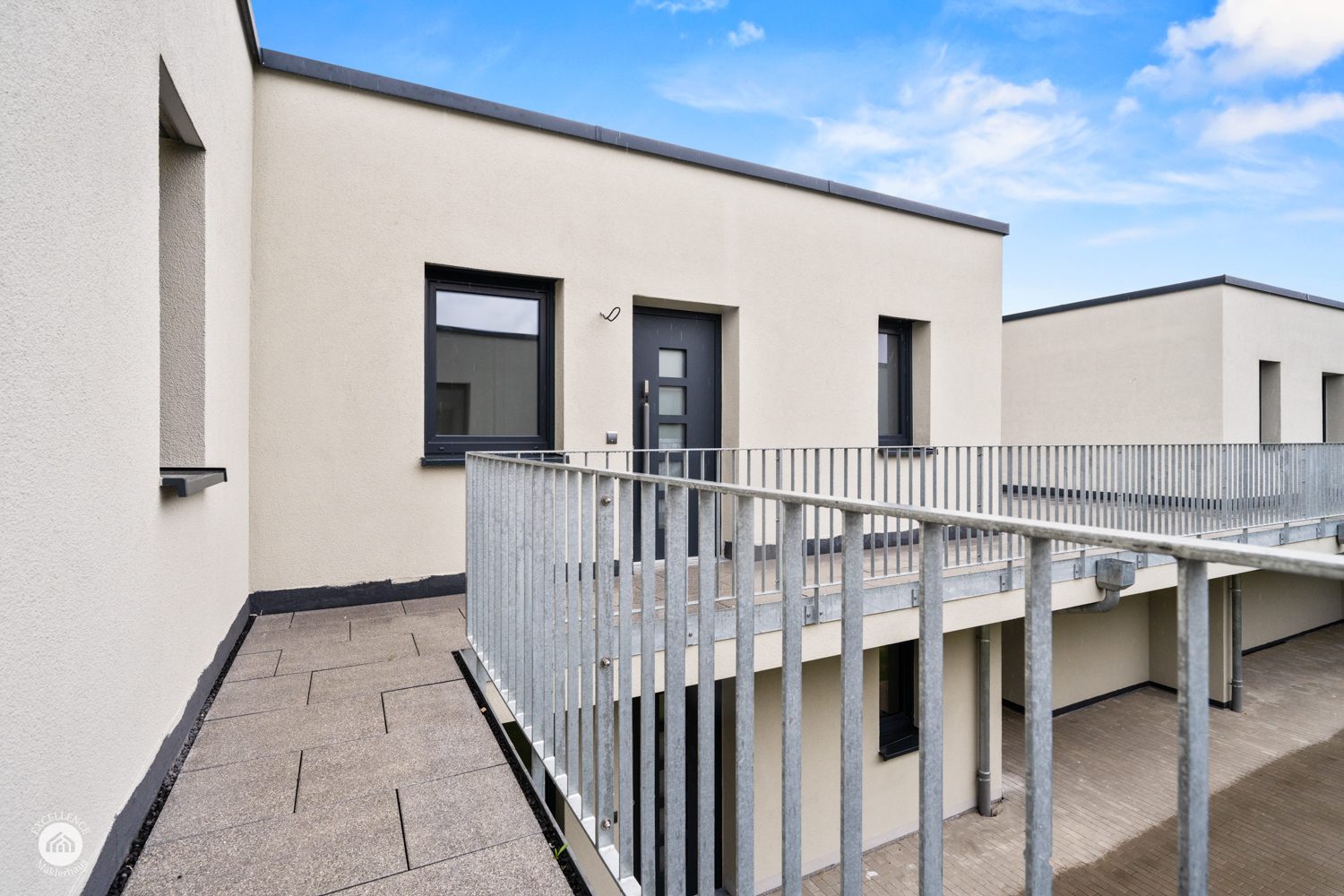 Immobilienangebot - Gerstetten - Alle - SONNENWINKEL - 3,5-Zimmer-Wohnung mit Wintergarten/Balkon