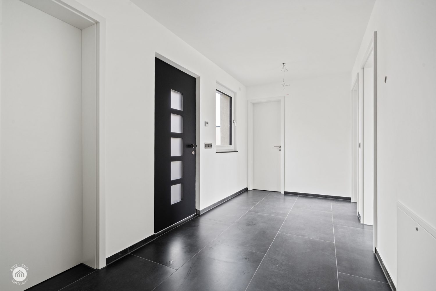 Immobilienangebot - Gerstetten - Alle - SONNENWINKEL - 3,5-Zimmer-Wohnung mit Wintergarten/Balkon