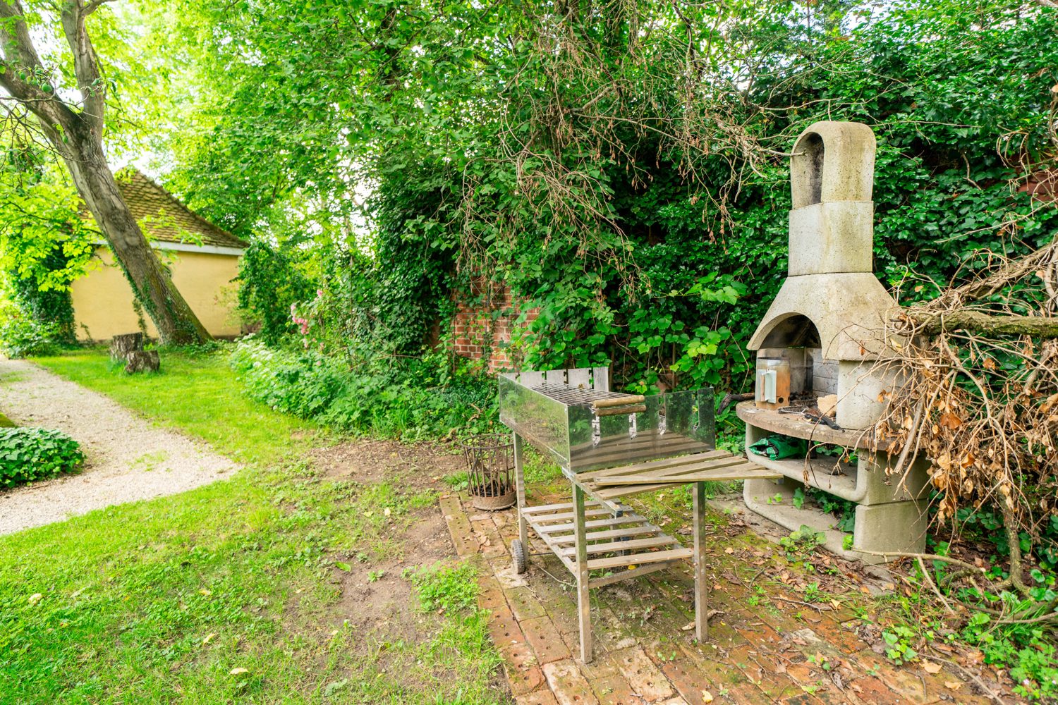 Immobilienangebot - Röfingen / Roßhaupten - Alle - Bezauberndes Anwesen mit parkähnlichem Garten auf 3234 m² Grund