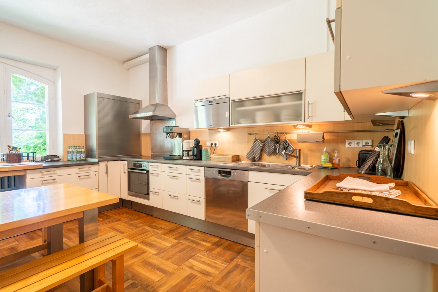 Immobilienangebot - Röfingen / Roßhaupten - Alle - Bezauberndes Anwesen mit parkähnlichem Garten auf 3234 m² Grund