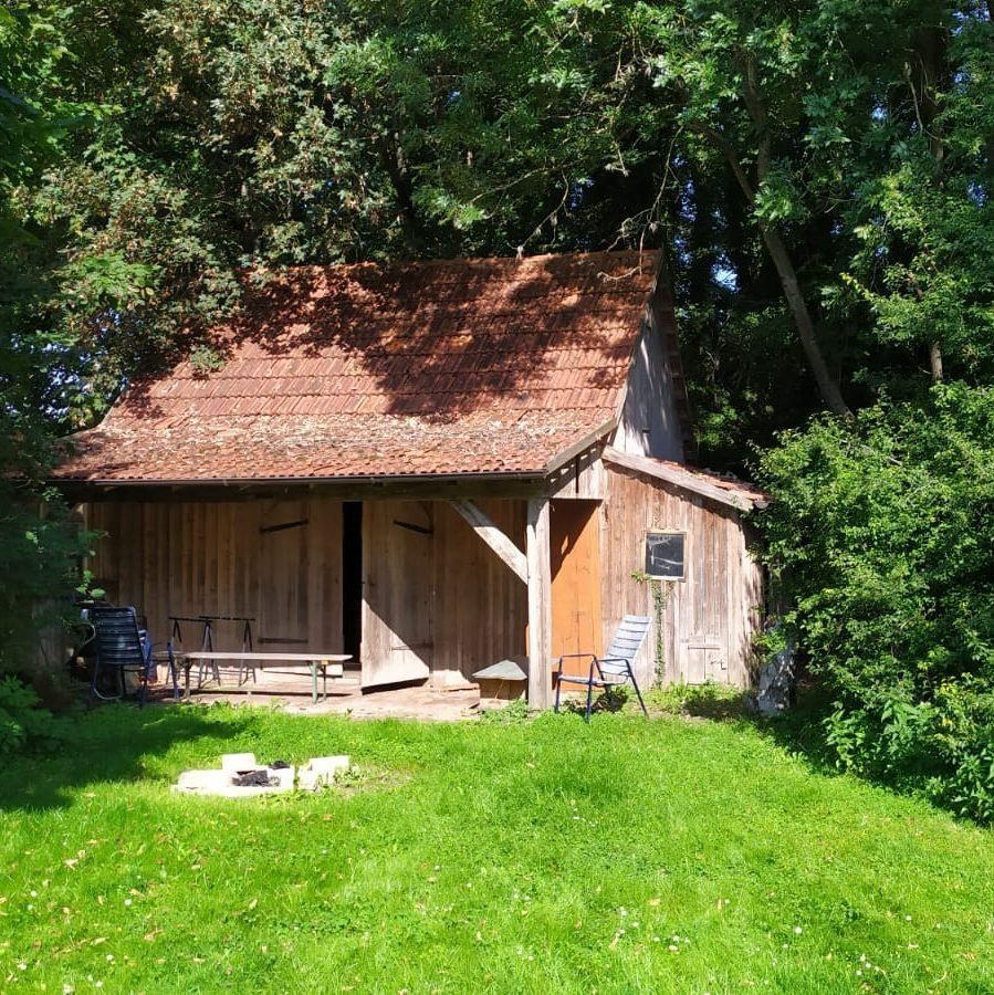 Immobilienangebot - Röfingen / Roßhaupten - Alle - Bezauberndes Anwesen mit parkähnlichem Garten auf 3234 m² Grund
