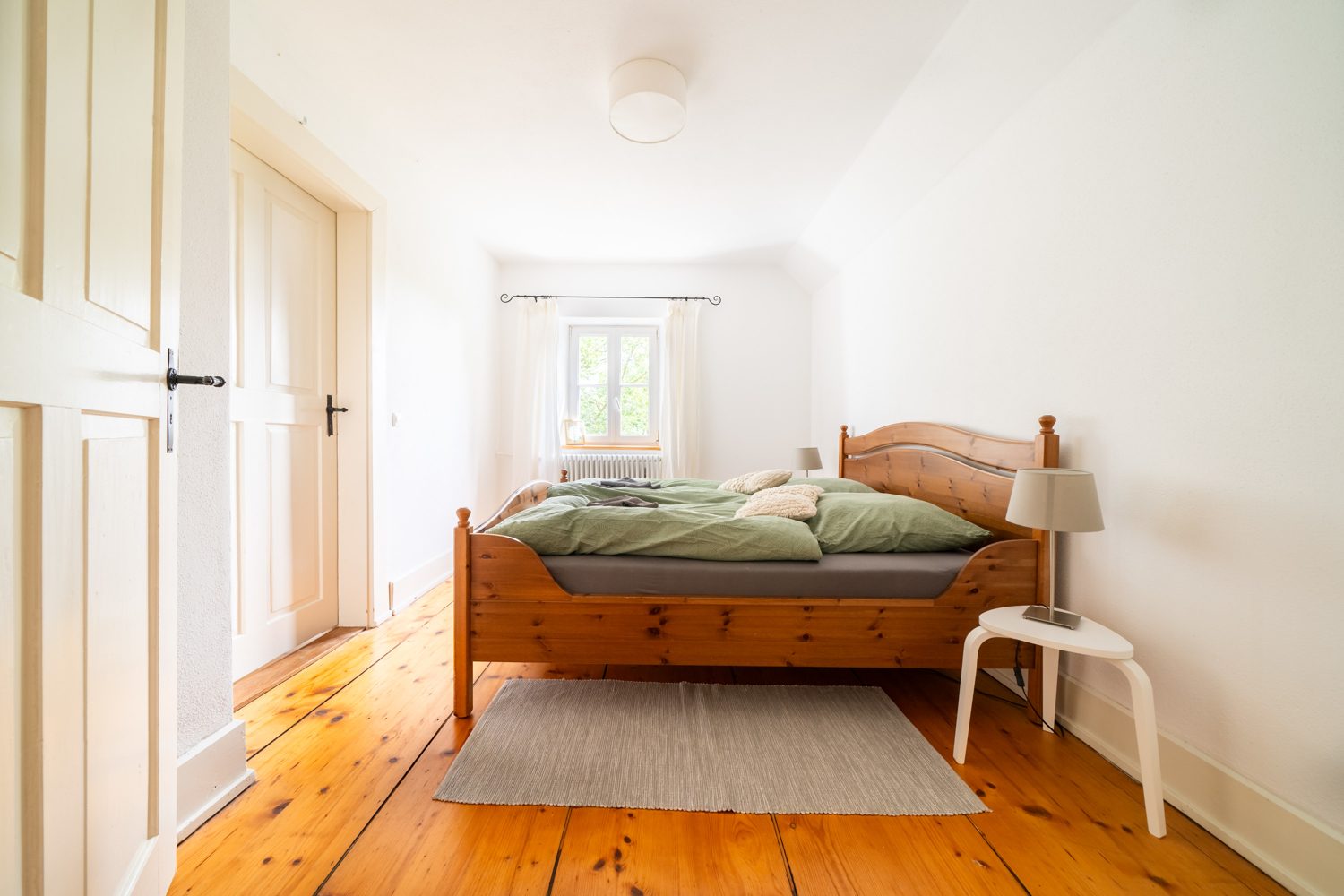 Immobilienangebot - Röfingen / Roßhaupten - Alle - Bezauberndes Anwesen mit parkähnlichem Garten auf 3234 m² Grund