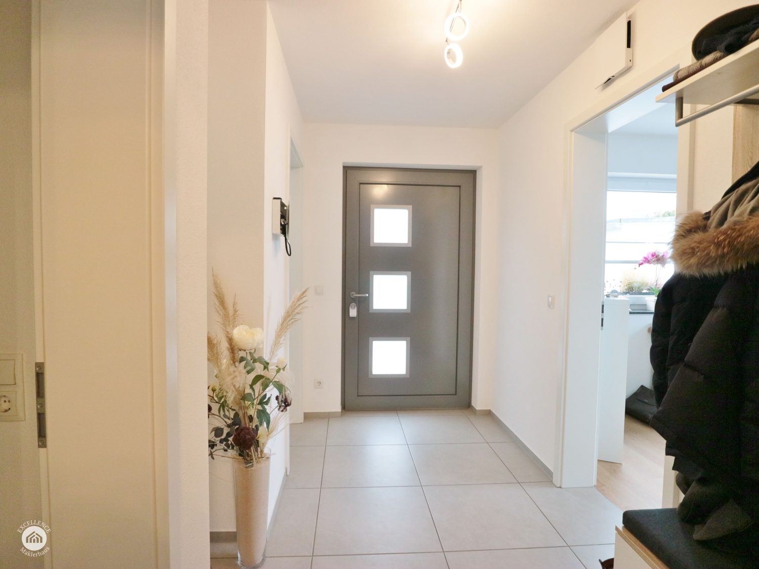Immobilienangebot - Aitrach - Alle - Energieeffizientes Reihenendhaus mit viel Platz und TOP Infrastruktur - nahe Memmingen!