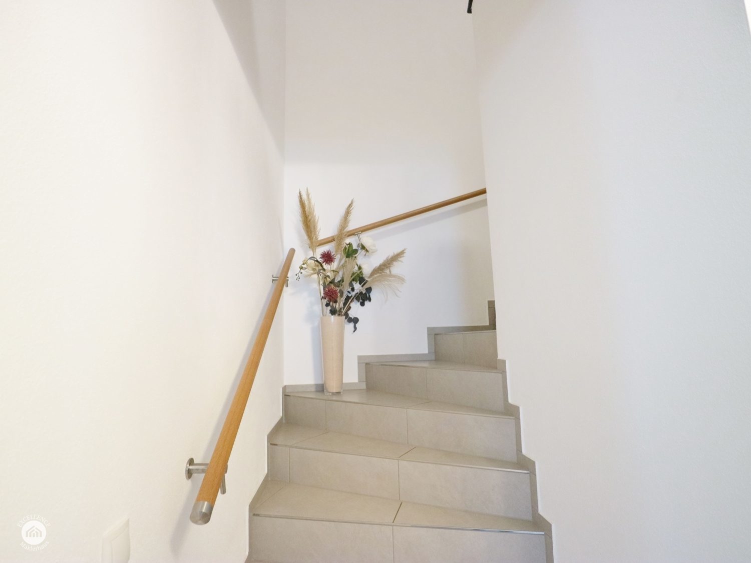 Immobilienangebot - Aitrach - Alle - Energieeffizientes Reihenendhaus mit viel Platz und TOP Infrastruktur - nahe Memmingen!