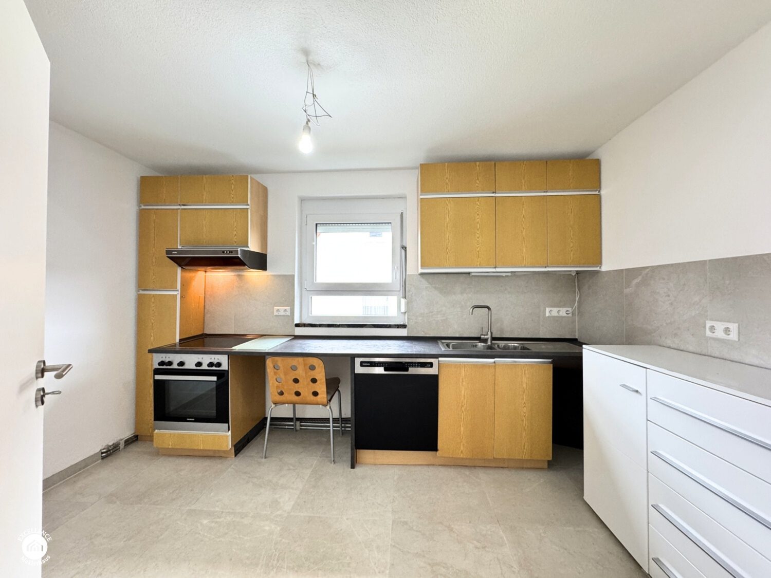 Immobilienangebot - Langenau - Alle - FLEXIBLES WOHN-/RENDITEOBJEKT - Einziehen oder Vermieten
