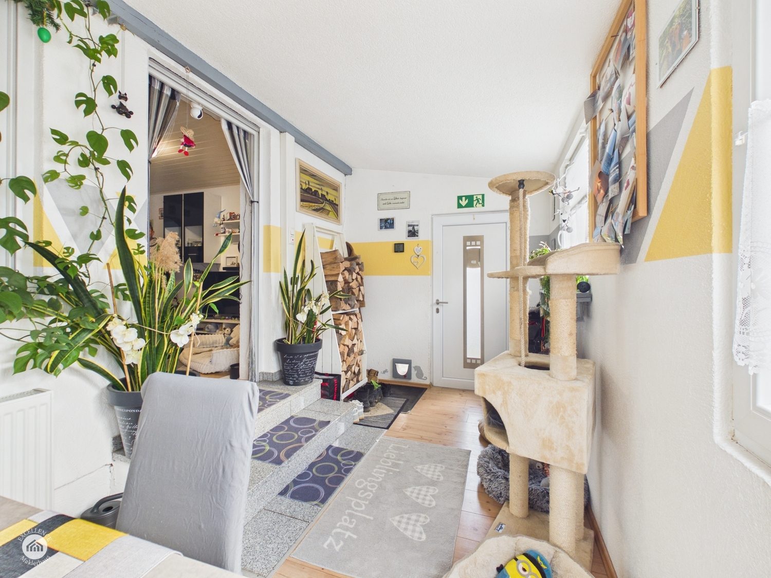 Immobilienangebot - Illertissen / Tiefenbach - Alle - KLEIN-FEIN-MEIN: Gemütliches Reiheneckhaus mit schönem Garten und Wohlfühloase!