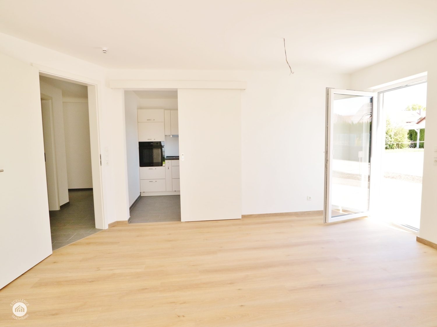 Immobilienangebot - Buxheim - Alle - Erstbezug - helle Erdgeschosswohnung in Buxheim mit 2 Terrassen und Einbauküche!