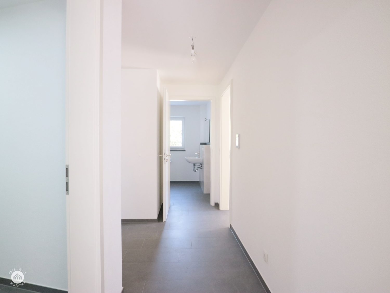 Immobilienangebot - Buxheim - Alle - Erstbezug - helle Erdgeschosswohnung in Buxheim mit 2 Terrassen und Einbauküche!