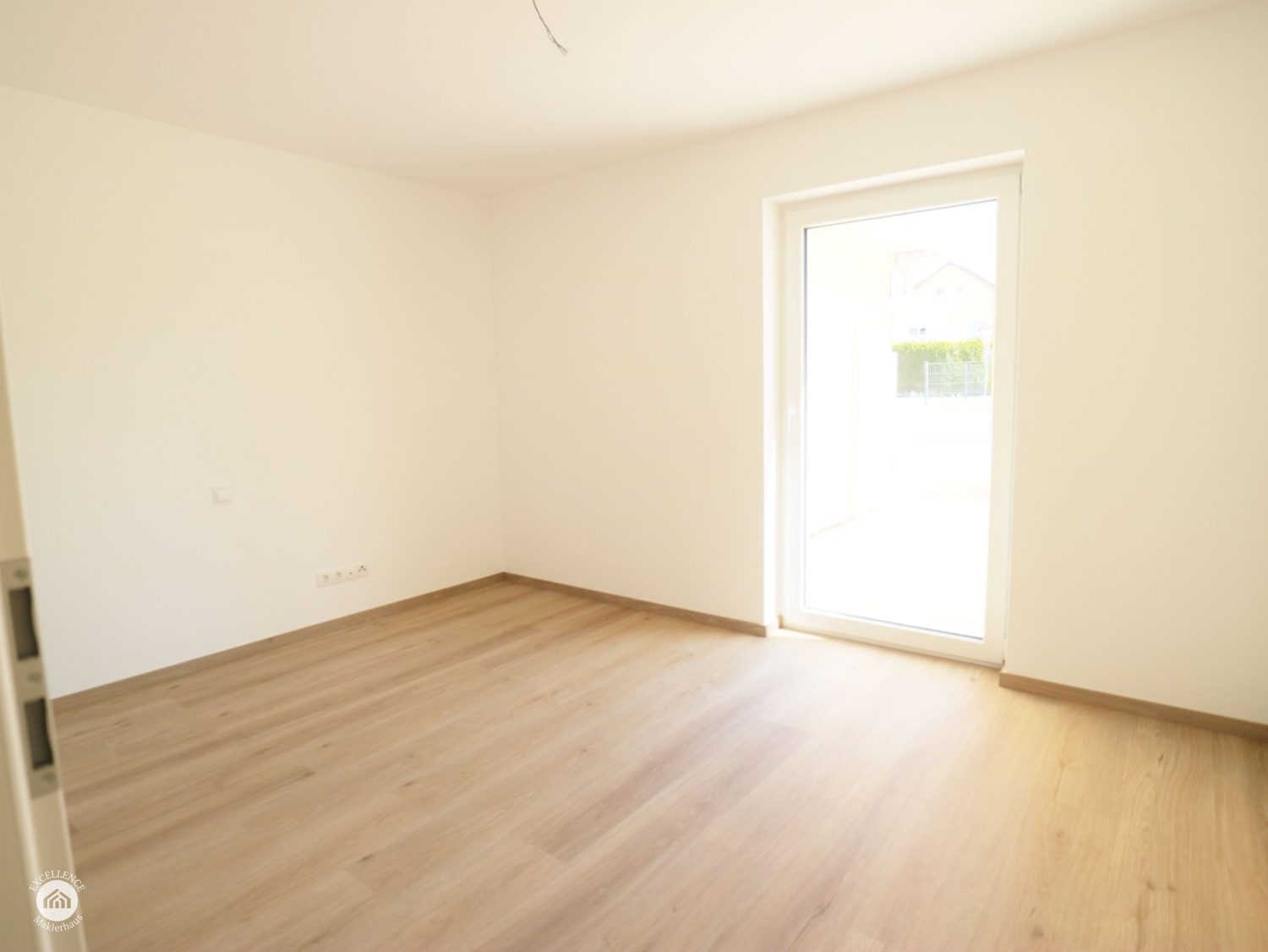 Immobilienangebot - Buxheim - Alle - Erstbezug - helle Erdgeschosswohnung in Buxheim mit 2 Terrassen und Einbauküche!