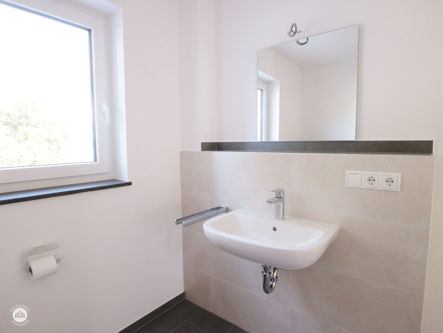 Immobilienangebot - Buxheim - Alle - Erstbezug - helle Erdgeschosswohnung in Buxheim mit 2 Terrassen und Einbauküche!
