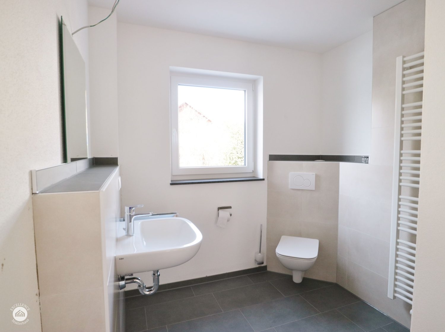 Immobilienangebot - Buxheim - Alle - Hell und NEU - freundliche 3-Zimmerwohnung in familiärer Anlage in Buxheim!
