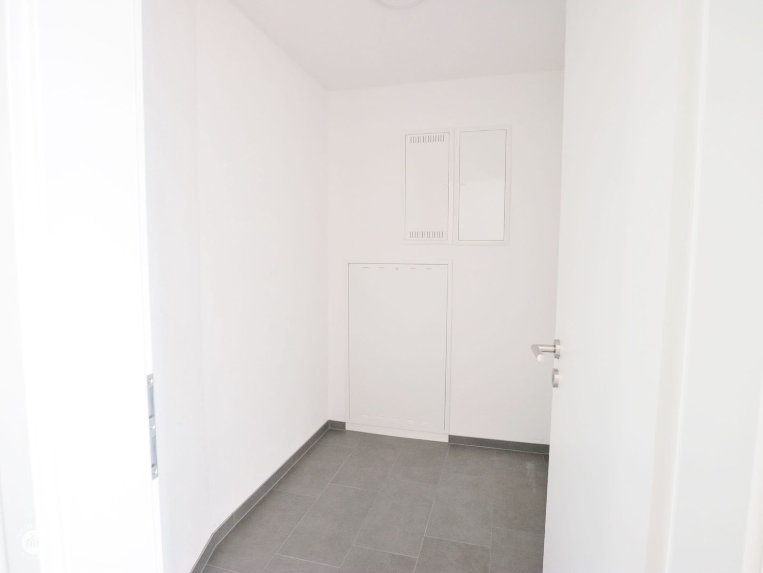 Immobilienangebot - Buxheim - Alle - Hell und NEU - freundliche 3-Zimmerwohnung in familiärer Anlage in Buxheim!