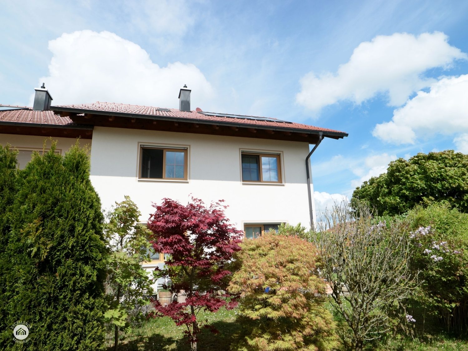 Immobilienangebot - Hattenhofen - Alle - Hochwertig, gepflegt und viel Platz - attraktive Doppelhaushälfte nahe Marktoberdorf!