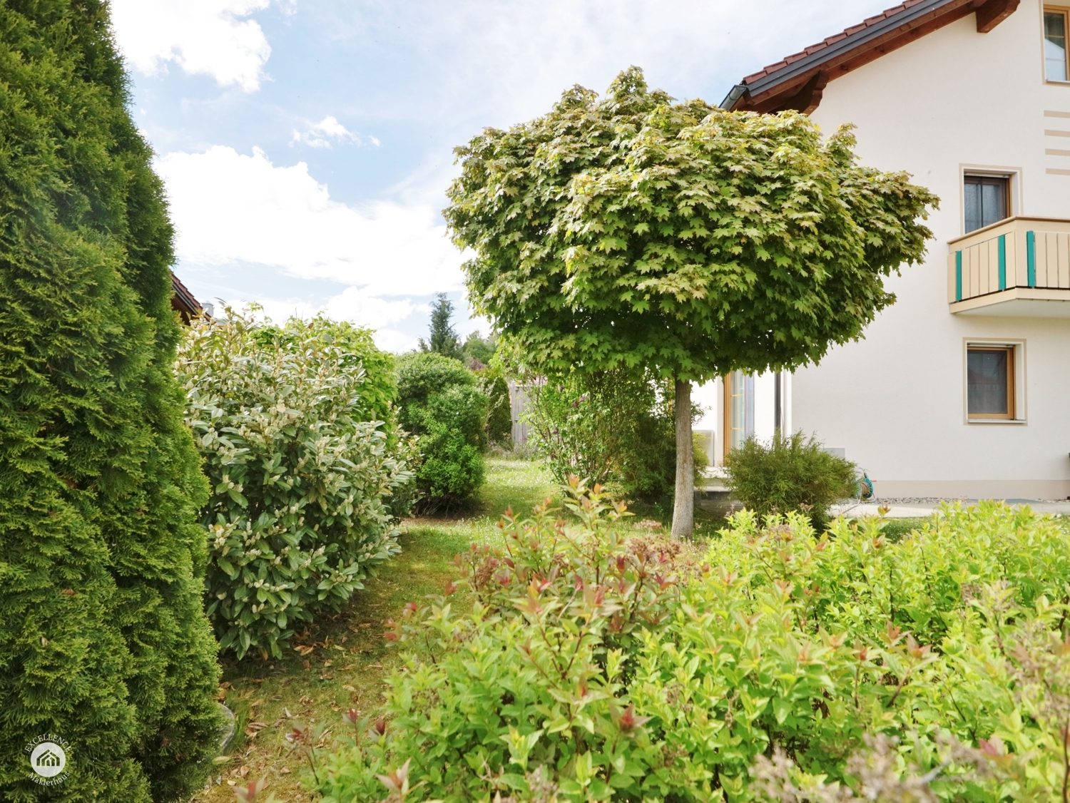 Immobilienangebot - Hattenhofen - Alle - Hochwertig, gepflegt und viel Platz - attraktive Doppelhaushälfte nahe Marktoberdorf!