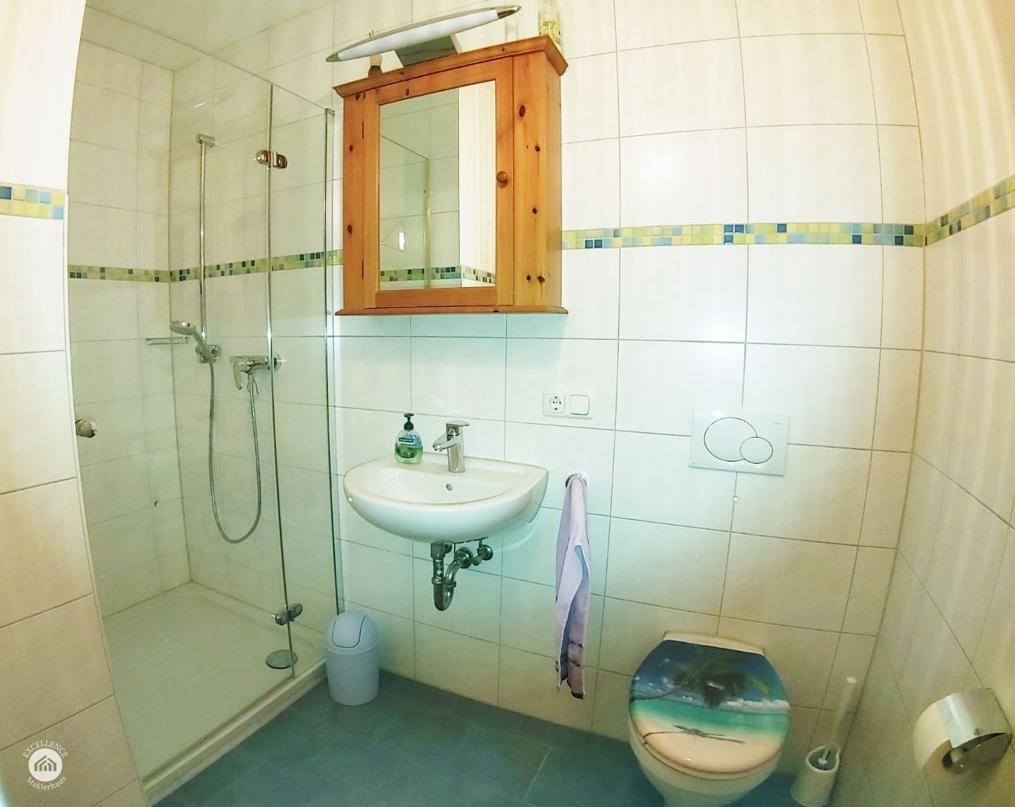 Immobilienangebot - Hattenhofen - Alle - Hochwertig, gepflegt und viel Platz - attraktive Doppelhaushälfte nahe Marktoberdorf!
