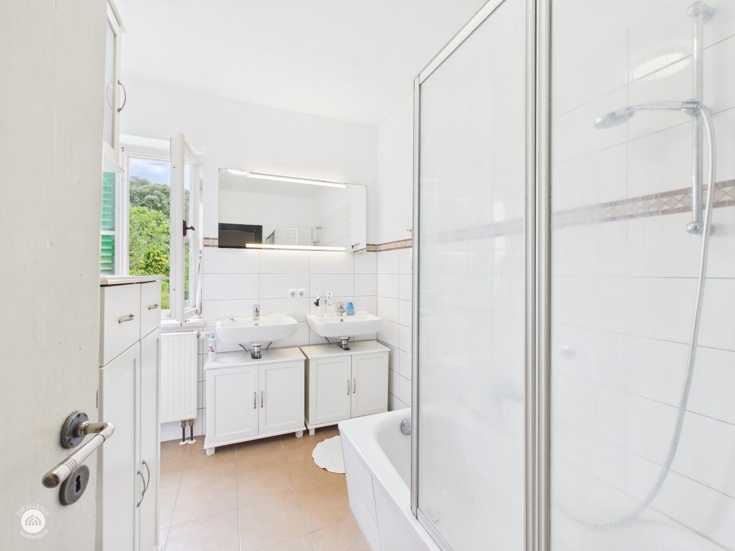 Immobilienangebot - Neuburg an der Kammel - Alle - Hier wird der Traum vom Eigenheim wahr! Einfamilienwohnhaus mit 700 m² Grundstück zum Wohlfühlen!