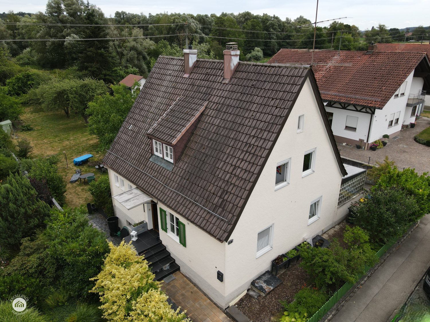 Immobilienangebot - Neuburg an der Kammel - Alle - Hier wird der Traum vom Eigenheim wahr! Einfamilienwohnhaus mit 700 m² Grundstück zum Wohlfühlen!