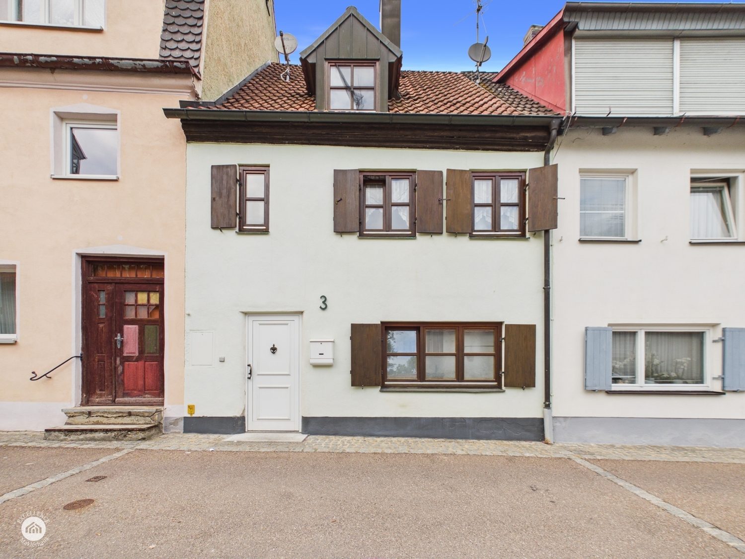 Immobilienangebot - Dillingen - Alle - Zentral und liebenswert - ein Stadthaus zum verlieben! Saniertes Wohnhaus in stadtnaher Lage!
