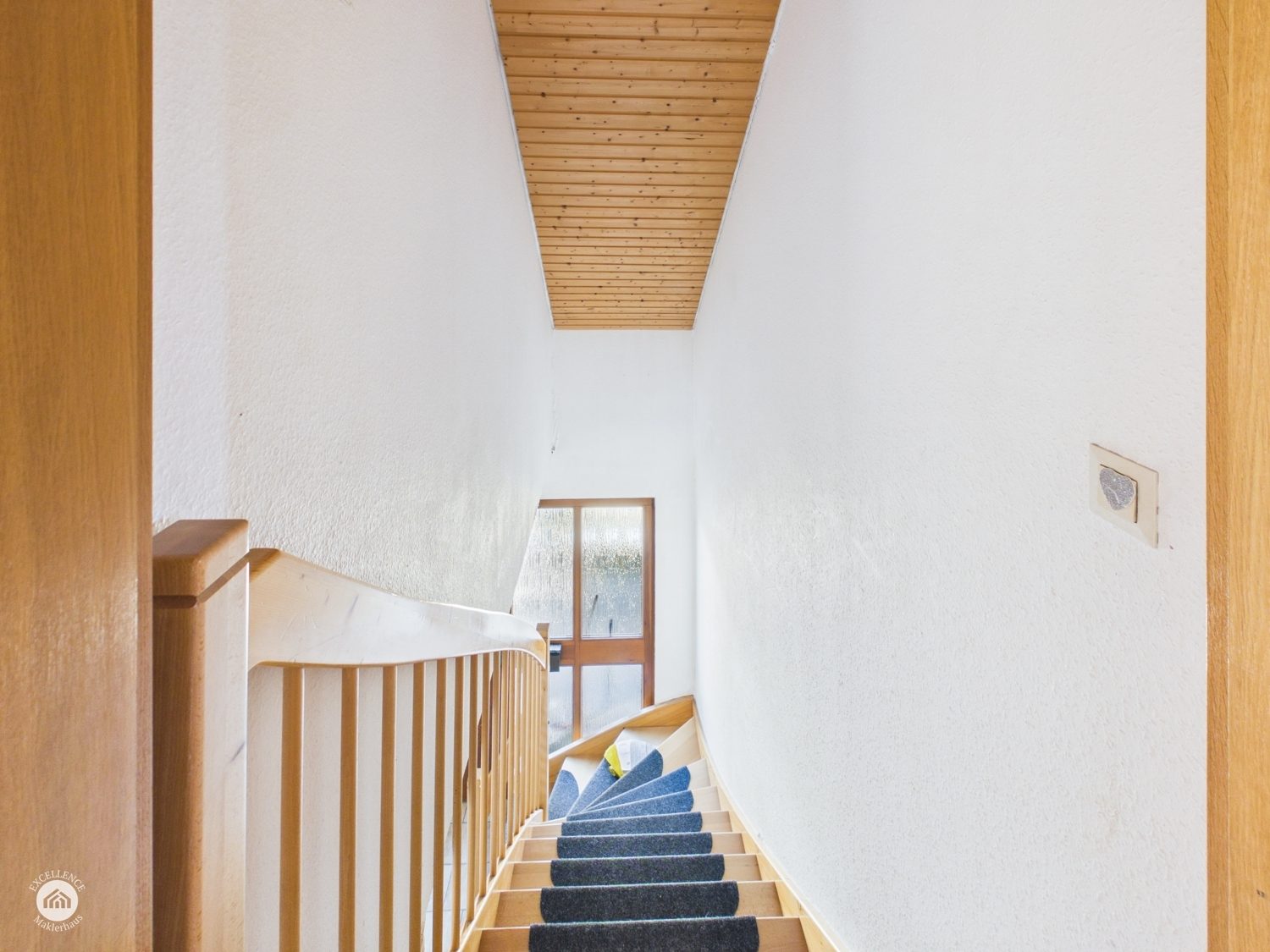 Immobilienangebot - Steinheim am Albuch / Söhnstetten - Alle - WOHNEN MIT WEITBLICK – vielseitige Immobilie für die ganze Familie