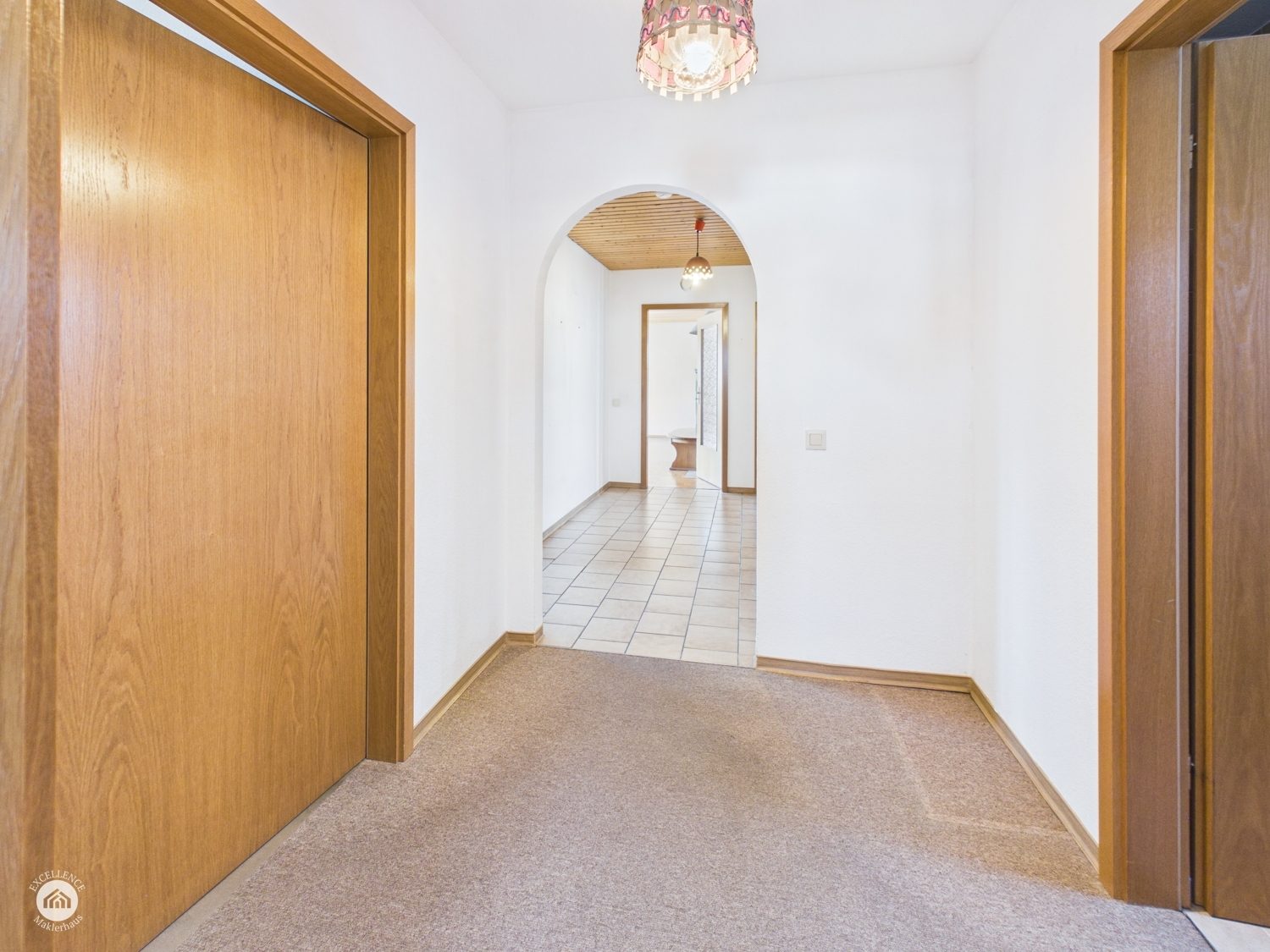 Immobilienangebot - Steinheim am Albuch / Söhnstetten - Alle - WOHNEN MIT WEITBLICK – vielseitige Immobilie für die ganze Familie