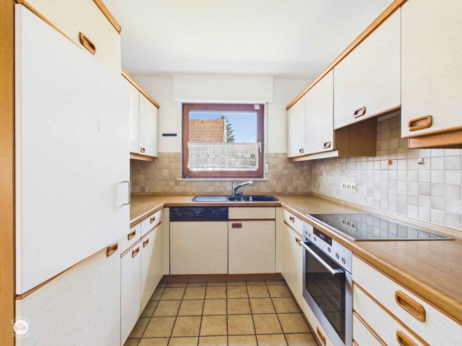 Immobilienangebot - Steinheim am Albuch / Söhnstetten - Alle - WOHNEN MIT WEITBLICK – vielseitige Immobilie für die ganze Familie