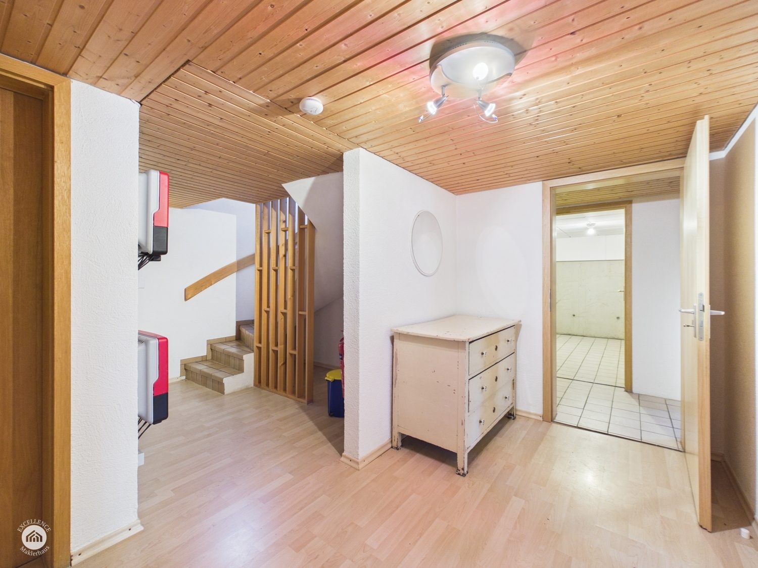 Immobilienangebot - Steinheim am Albuch / Söhnstetten - Alle - WOHNEN MIT WEITBLICK – vielseitige Immobilie für die ganze Familie