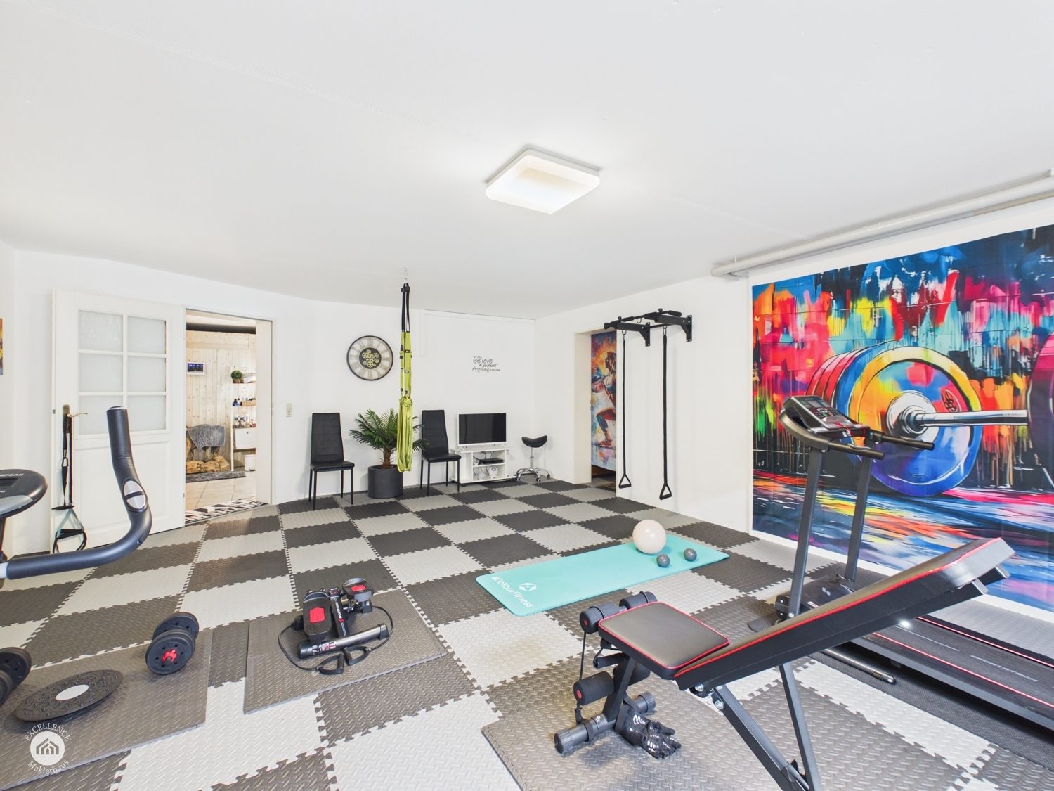 Immobilienangebot - Bibertal / Anhofen - Alle - Wohnen, wo andere Urlaub machen – Traumhaus mit Pool & Teich