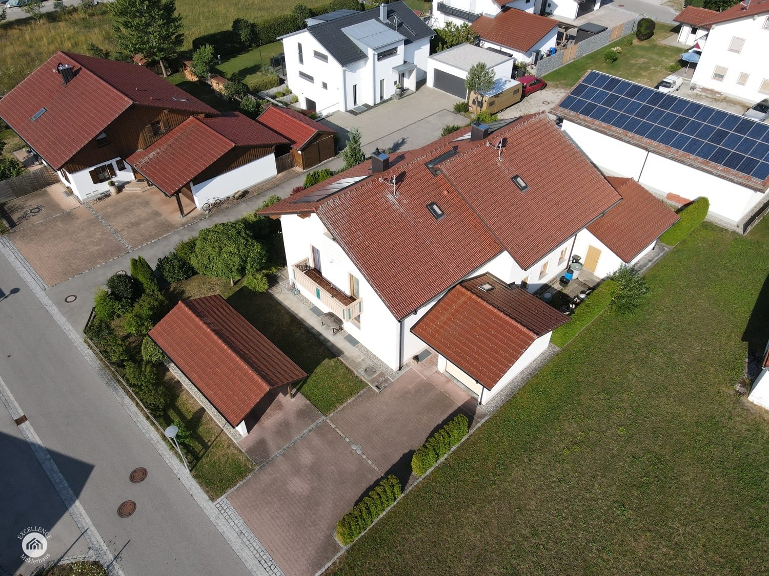 Immobilienangebot - Hattenhofen - Alle - Wohnqualität auf höchstem Niveau – hochwertige Doppelhaushälfte im schönen Ostallgäu