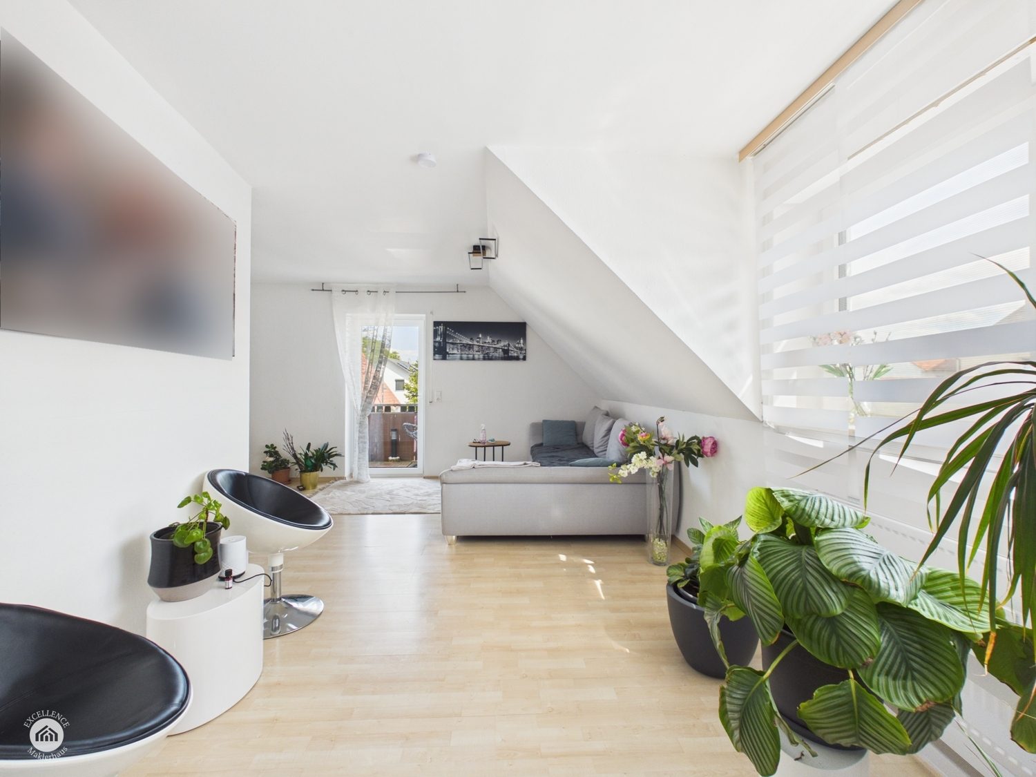 Immobilienangebot - Leipheim - Alle - Ein Zuhause mit Zukunft – Zweifamilienhaus mit vielen Möglichkeiten